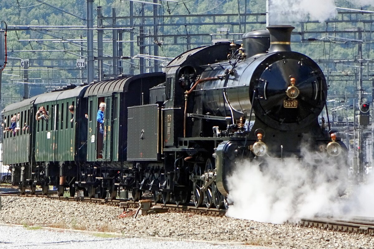 Am 26 Mai 2019 heisst es Dampf machen für SBB Historic 2978 mit kurzer Sonderzug in Brugg AG.