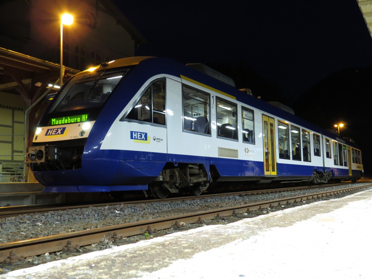 Am 27.08.2013 Abendstimmung im Bahnhof von Tahle HBF