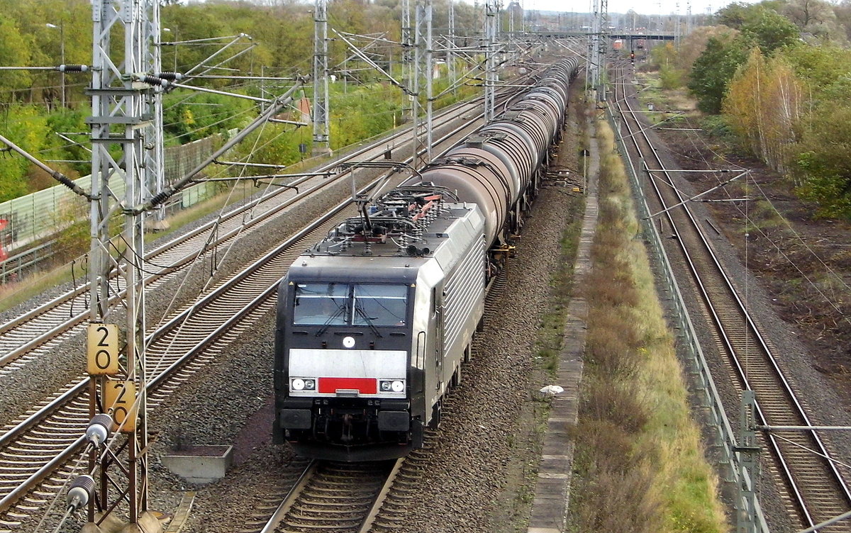 Am 27.10.2017 kam die 189 802-2 von der CTL Logistics GmbH,(MRCE Dispolok) aus Richtung Stendal und fuhr weiter in Richtung Salzwedel . 