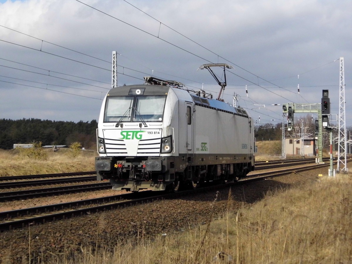 Am 28.02.2015 Rangierfahrt von der 193 814-1 von der SETG (Railpool) und jetzt mit SETG Logo bei Borstel bei Stendal .