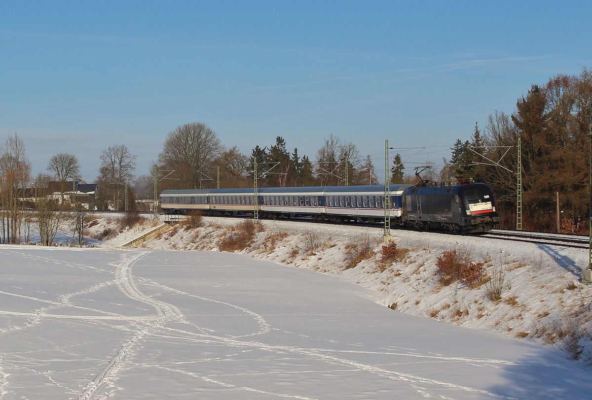 Am 29.01.17 fuhr noch der RE Ersatzverkehr (MRB). 182 530 zu sehen mit RE 26975 bei Oberjößnitz/V.