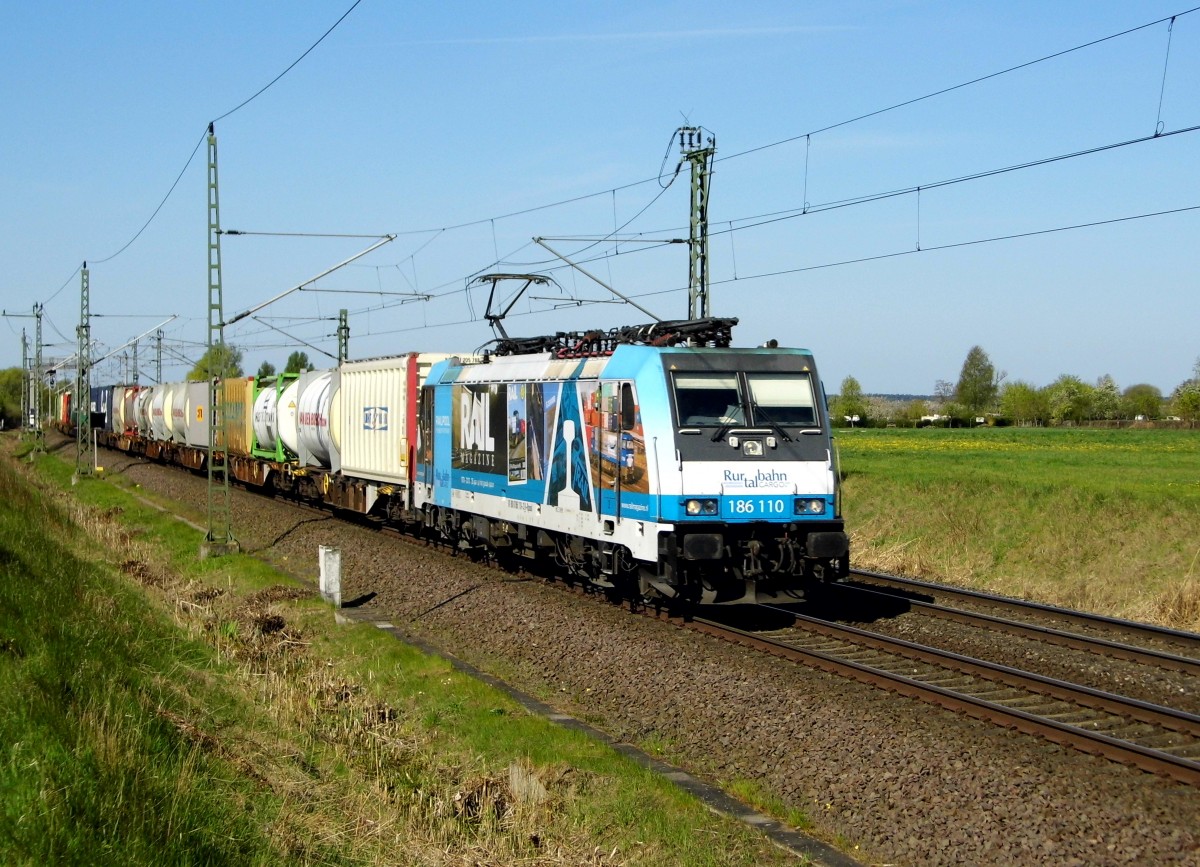 Am 29.04.2015 kam die 186 110 von der Rurtalbahn Cargo (Railpool) aus Richtung Hannover und fuhr weiter in Richtung Stendal 