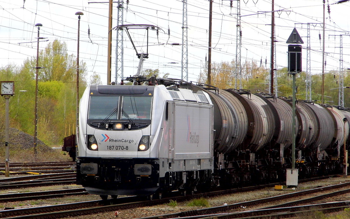 Am 29.04.2017 stand die 187 070-8 von der RheinCargo in Stendal .