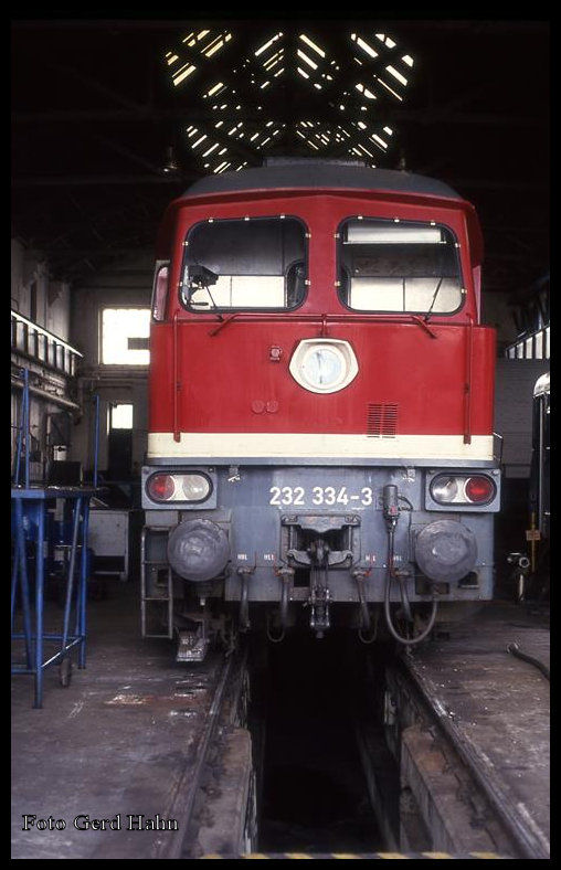 Am 29.08.1993 machte ich einen Besuch im BW Wittenberge. Im Schuppen stand 232334 der DR.