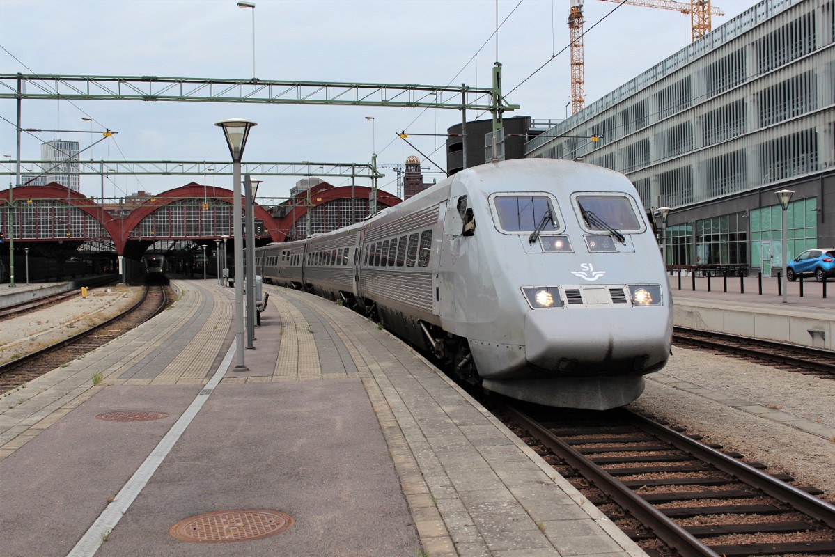 Am 29.08.2018 verlässt Snabbtåg 532 nach Stockholm den Bahnhof Malmö C.