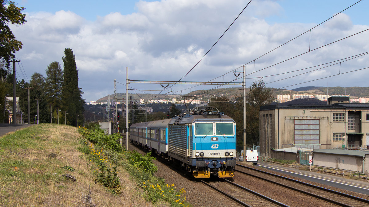 Am 3. Oktober 2018 ist 162 019-4 in Usti nad Labem unterwegs. 