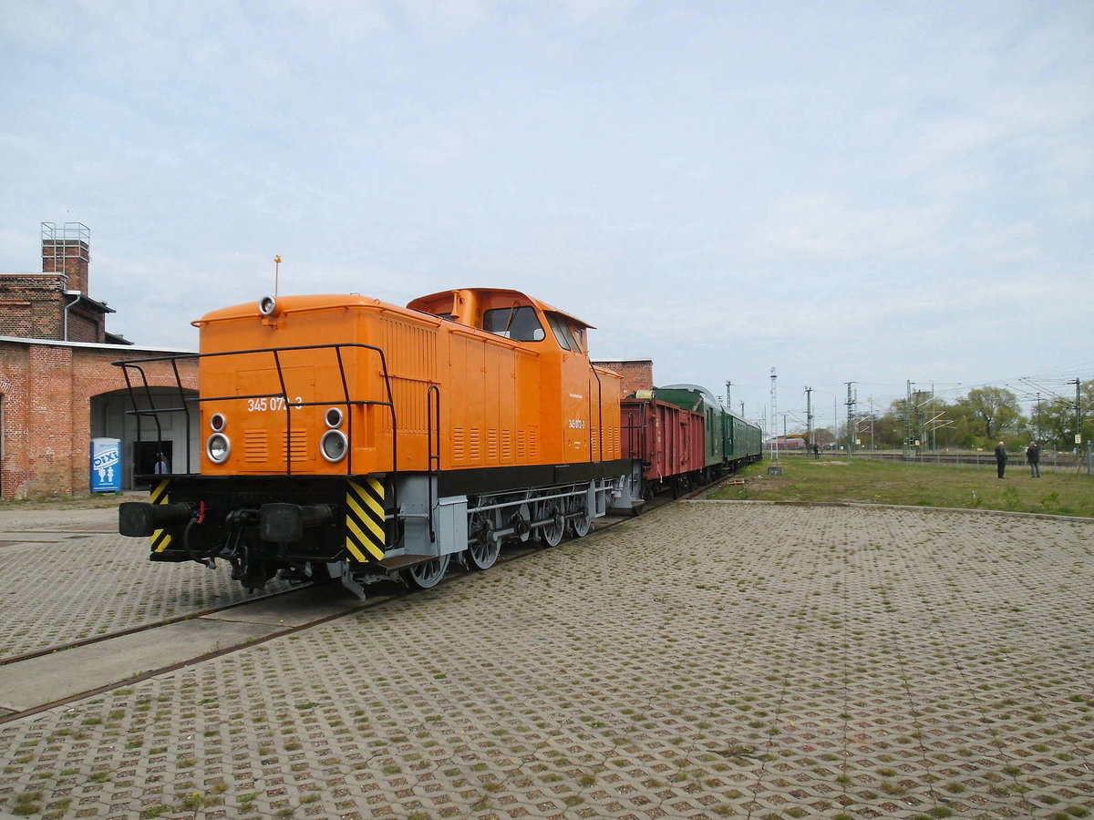 Am 30.04.2016 war in Wittenberge Saisonstart(Frühlingsfest) und 345 072 stand im Aussengelände.