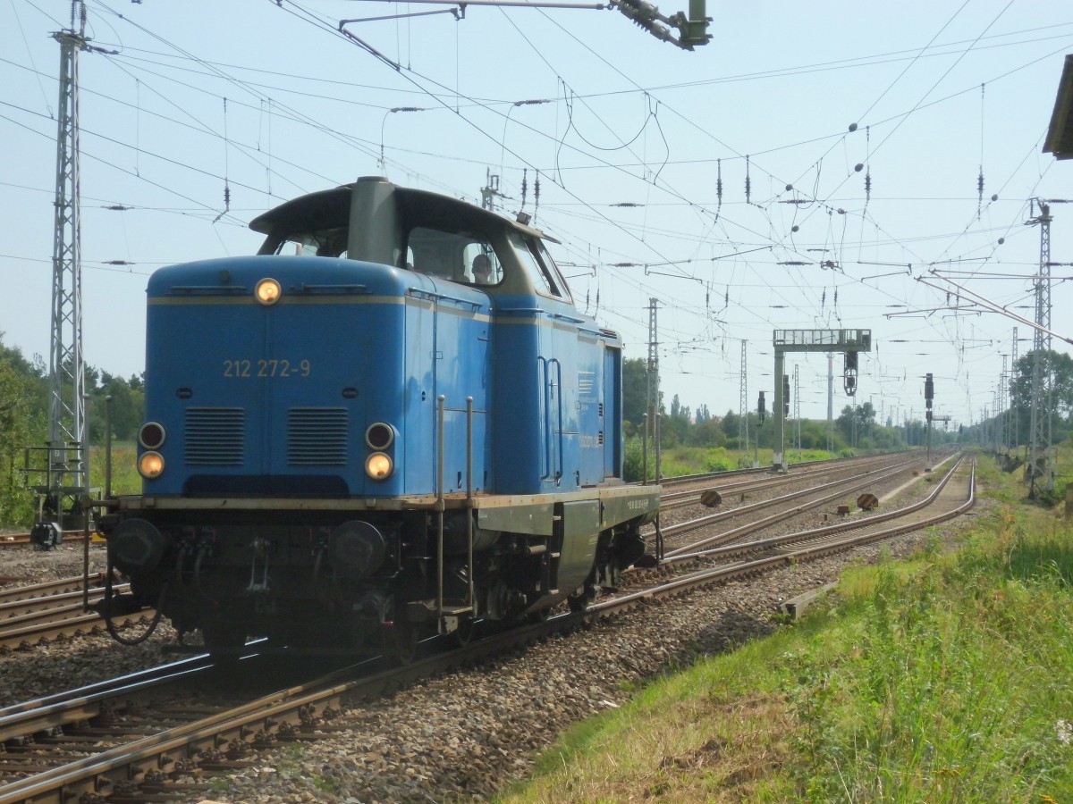 Am 30.08.2015 kam 212 272 aus Richtung Stendal nach Borstel und fuhr weiter in Richtung Wittenberge.