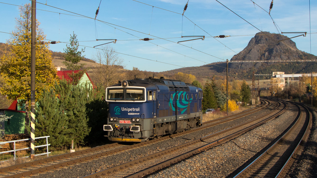 Am 31. Oktober 2018 war 753 741-8 in Zelenice nad Bilinou unterwegs. 