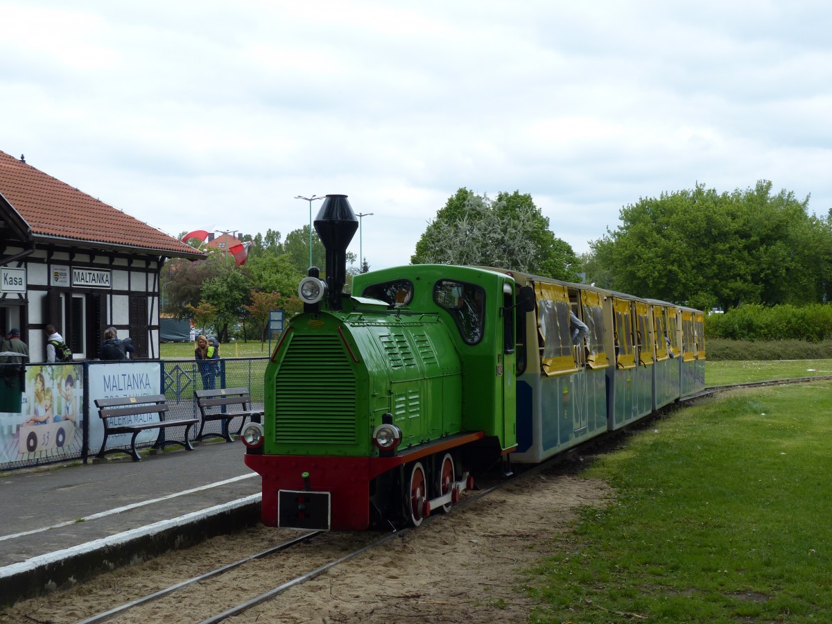 Am 4.5.2014 waren zwei Züge auf der Strecke unterwegs, sie boten einen Halbstundentakt an. Poznan