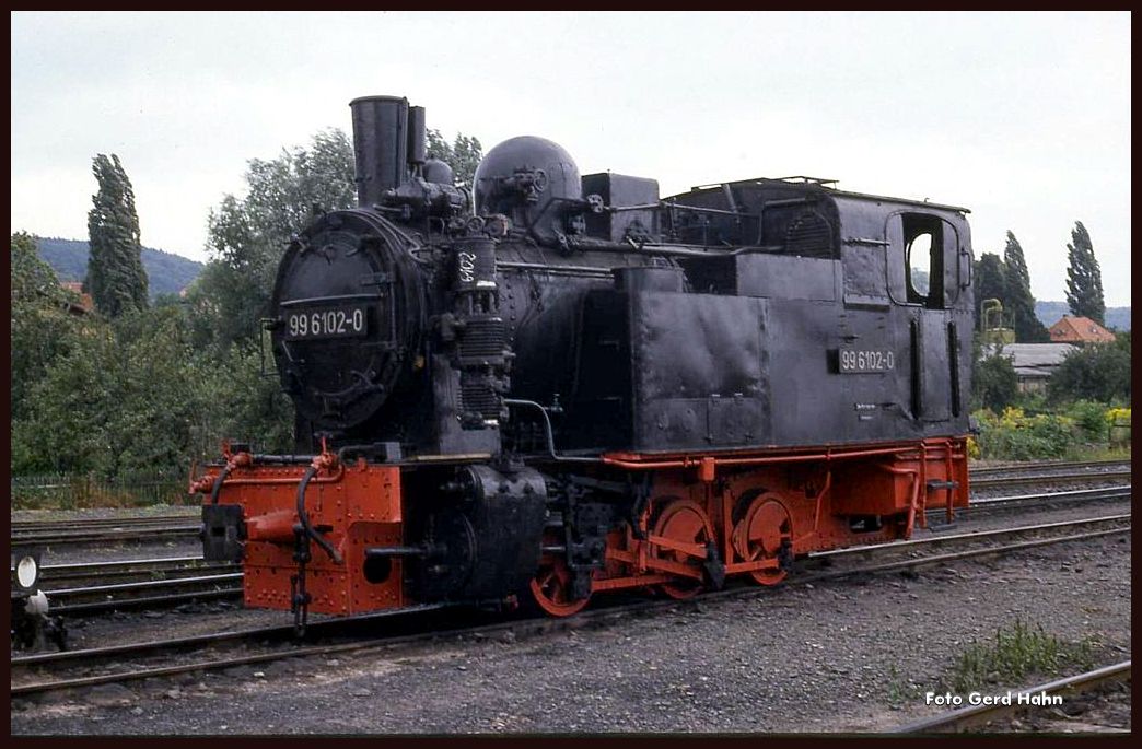 Am 7.9.1991 stand 996102 mit Fristablauf im Bahnhof der Selketalbahn in Gernrode.