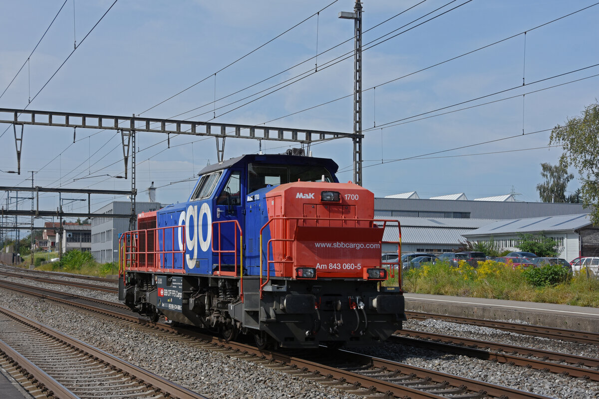 Am 843 060-5 durchfährt solo den Bahnhof Rupperswil. Die Aufnahme stammt vom 07.09.2021.