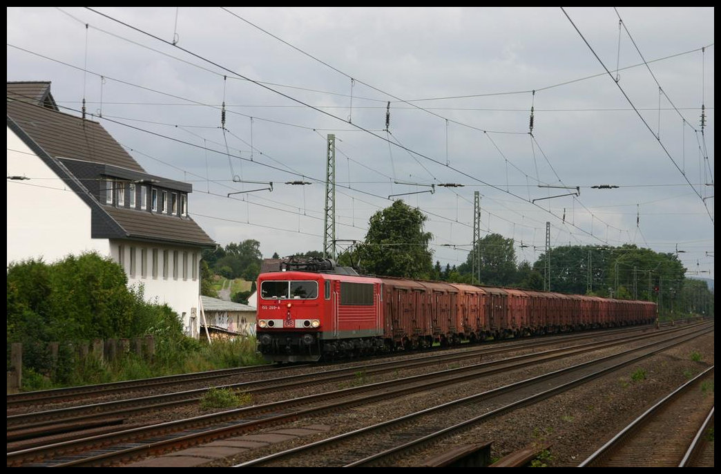 Am 9.8.2005 kam 155269 mit einem CD Ganzzug in Hiddenhausen Schweicheln in Richtung Bielefeld vorbei.