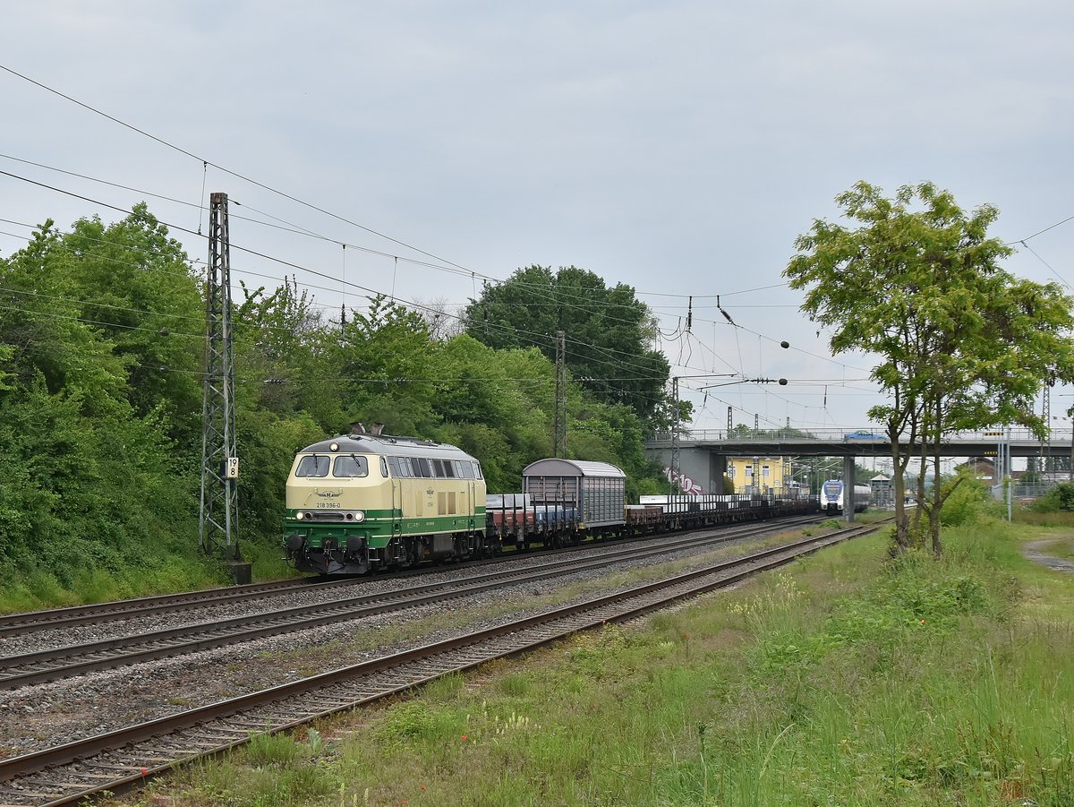 Am Abend des 17.5.2019 kam dann zu meiner Freude die BE 218 396-0 auch noch vor meine Linse gen Bonn gefahren. Sechtem Bf