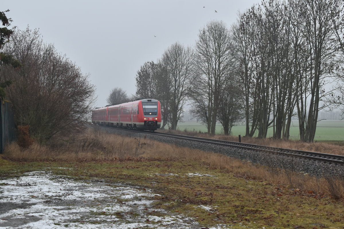 Am ehemaligen Bahnhof von Niederlauer kommt ein RE7 aus Richtung Bad Neustadt an der Saale gen Münnerstadt gefahren auf seinem Weg nach Würzburg Hbf. Samstag 2.2.2019