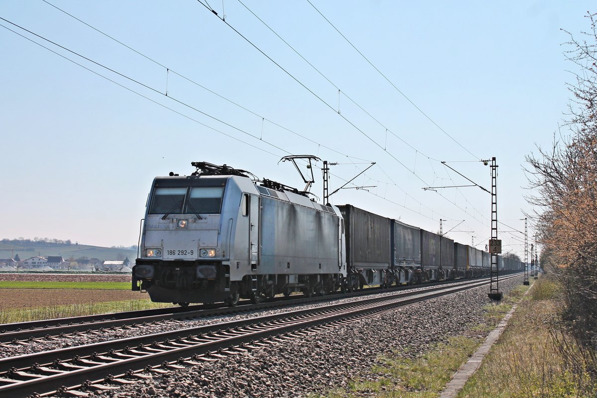 Am frühen Nachmittag des 02.04.2020 fuhr Rpool/XRAIL 186 292-9 mit dem  GTS -Containerzug (Piacenza - Zeebrugge), welchen sie seit Basel SBB RB bespannte, nördlich von Hügelheim über die Rheintalbahn in Richtung Freiburg (Breisgau).