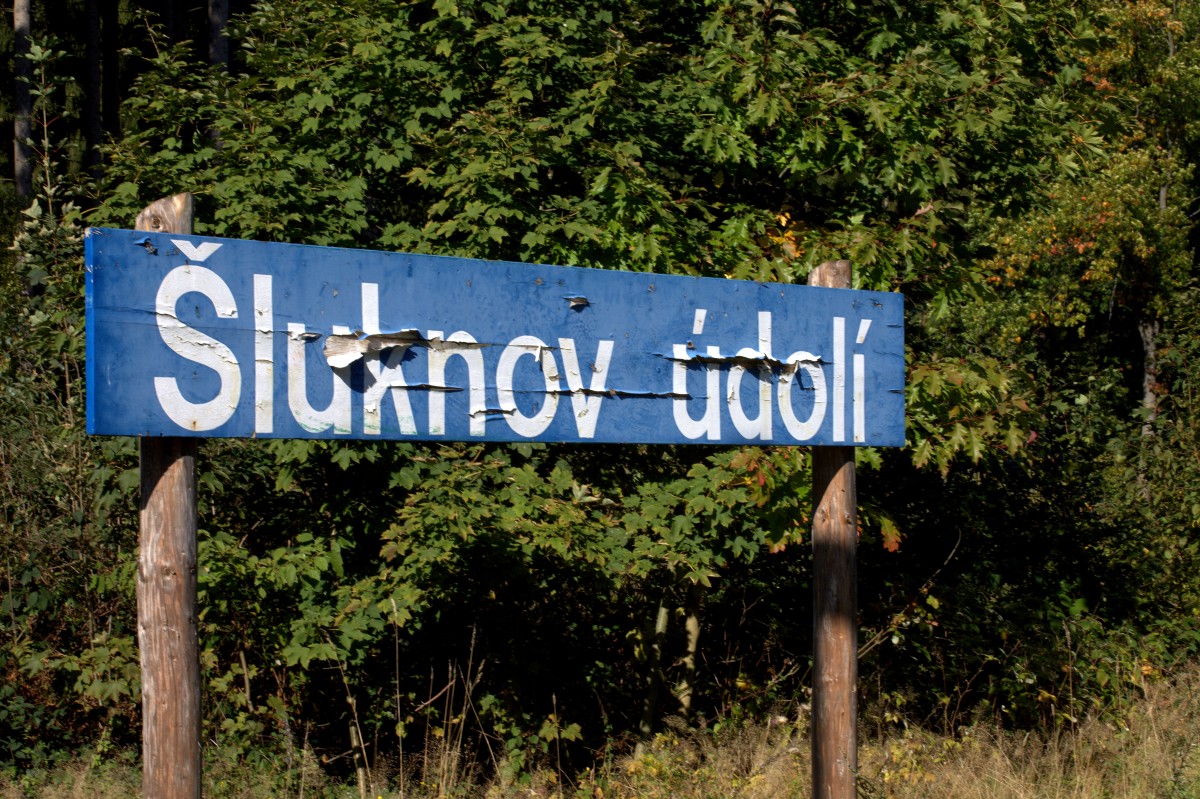 Am Haltpunkt Sluknov Udoli halten aktuell keine Züge mehr. Strecke Rumburk-Decin.
03.10.2015 11:16 Uhr.