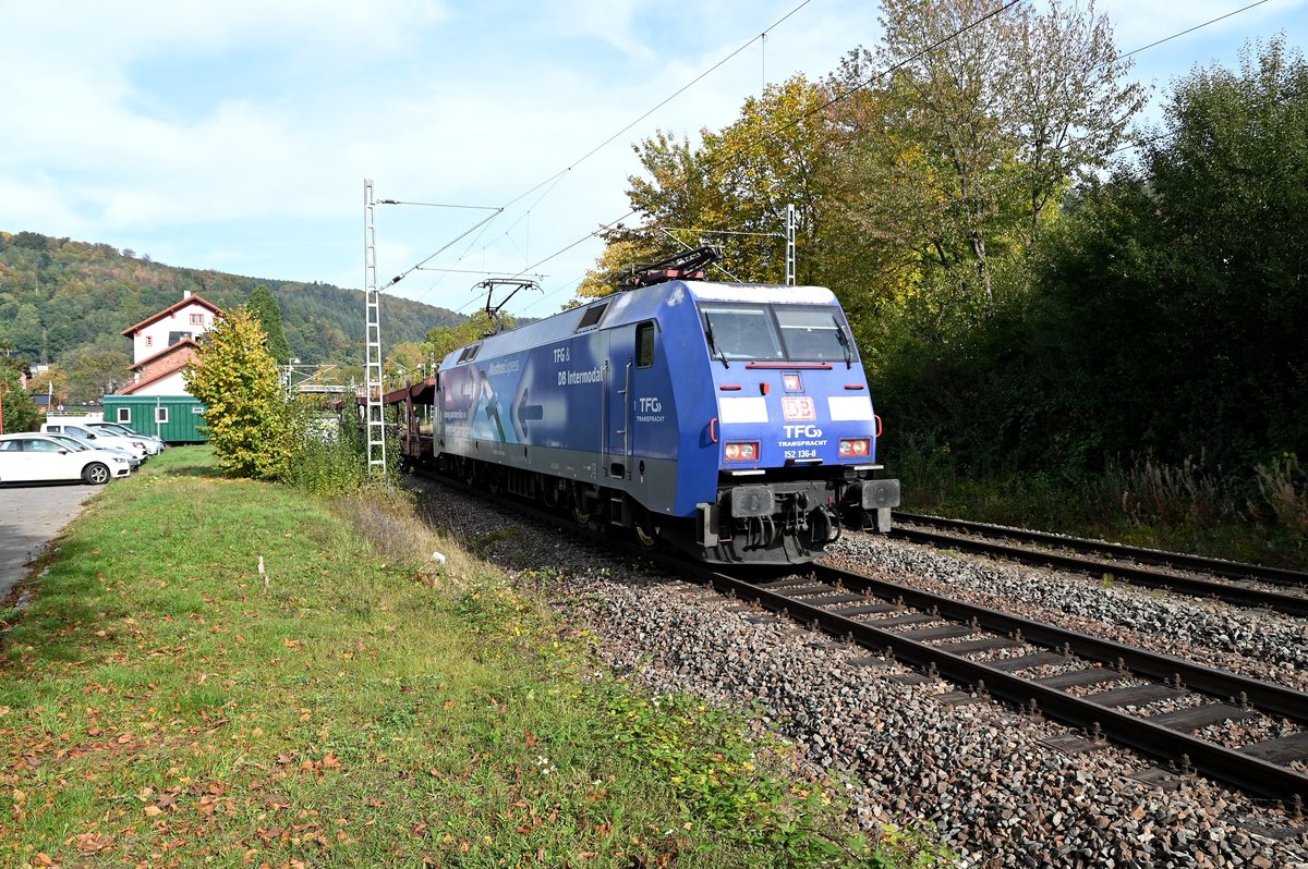 Am heutigen Mittag konnte ich in Neckargerach die Albatros 152 136 mit einem Autoleerzug für das AUDI-Werk in Neckarsulm ablichten. 20.10.2020