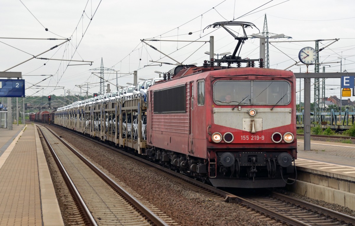 Am Morgen des 14.06.14 führte 155 219 einen gemischten Güterzug auf dem Gegengleis durch Bitterfeld Richtung Dessau.