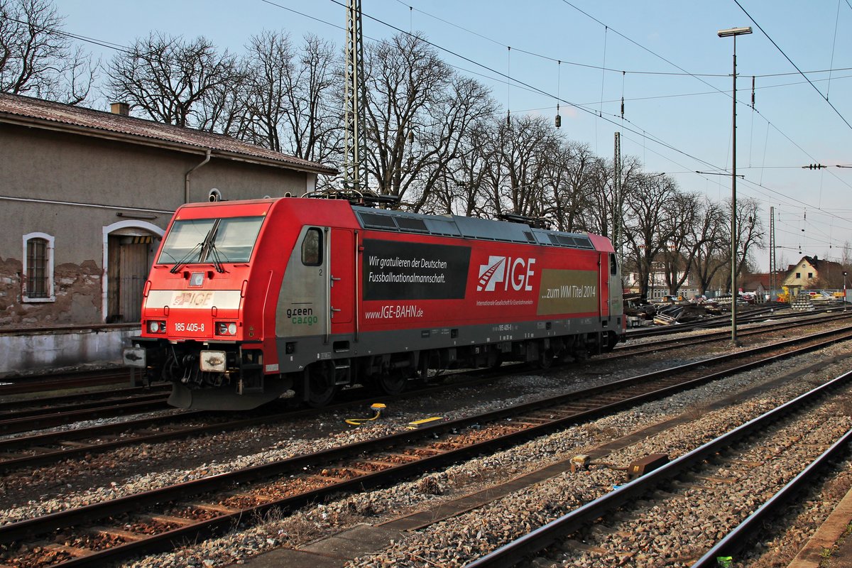 Am Nachmittag des 14.03.2016 stand Green Cargo/IGE 185 405-8  WM 2014  abgestellt im Bahnhofsbereich von Müllheim (Baden), nachdem sie einen Getreidezug nach Basel Bad Rbf gebracht hatte.