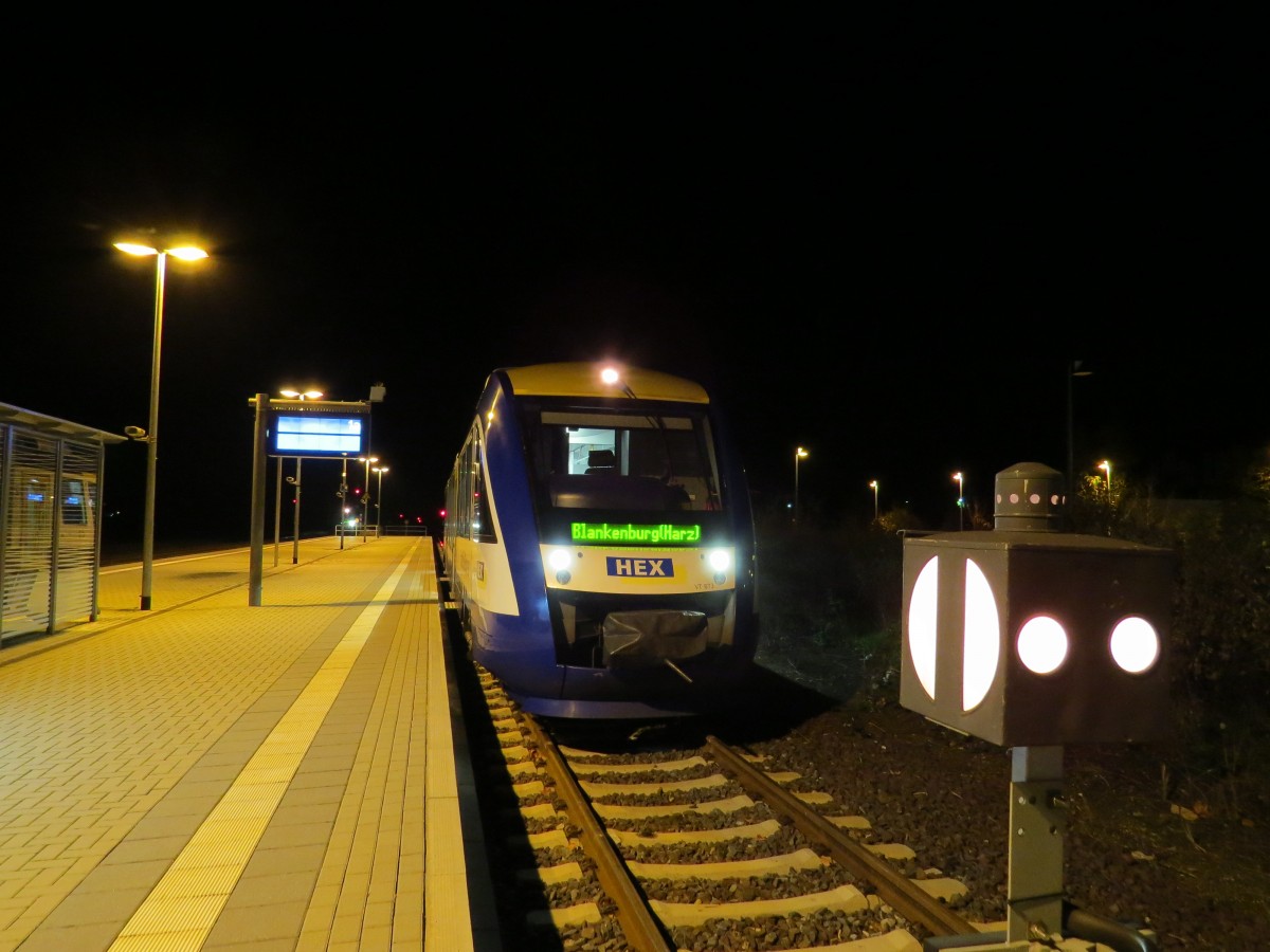 Am spten Abend im Bahnhof von Halberstadt am 01.11.2013