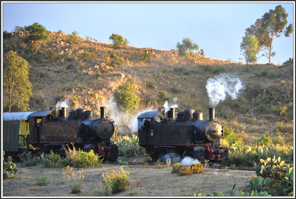 Am Summit überholt uns die wieder fahrbare 442.55. (04.12.2014)