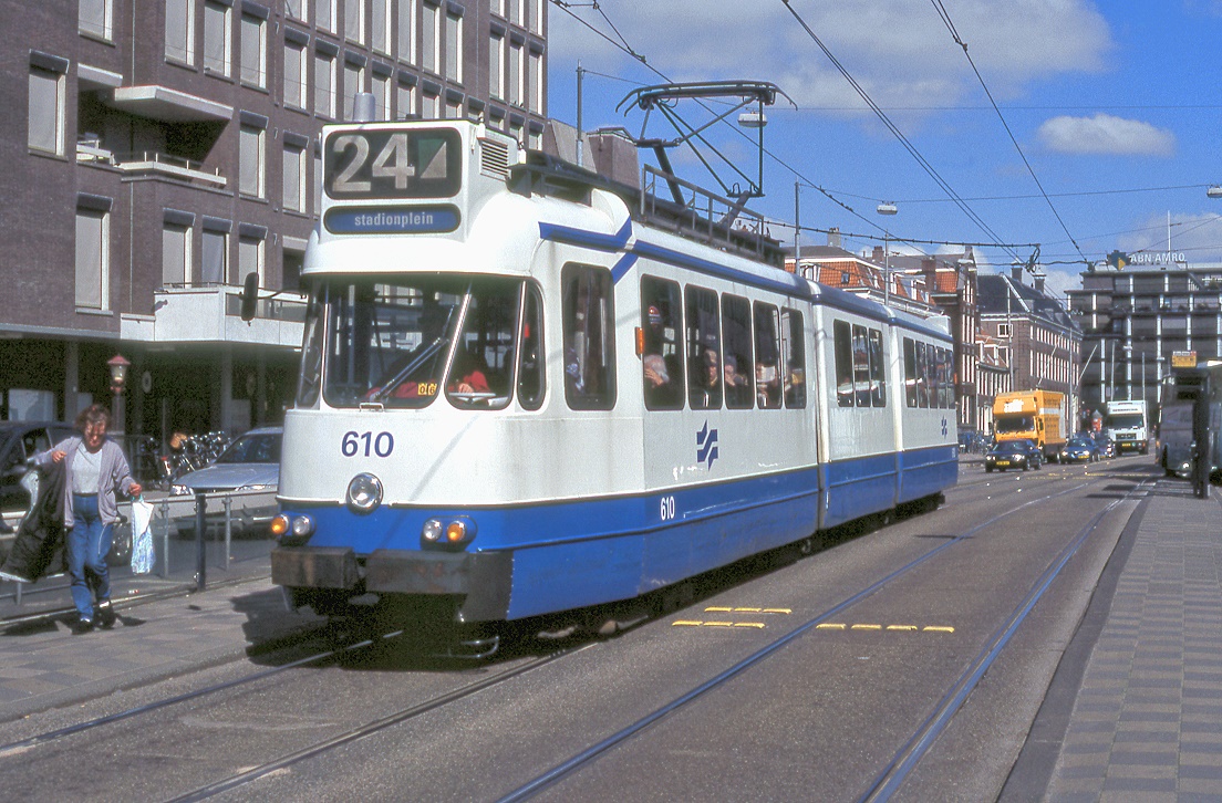 Amsterdam 610, Wetering Plein, 07.04.2000.