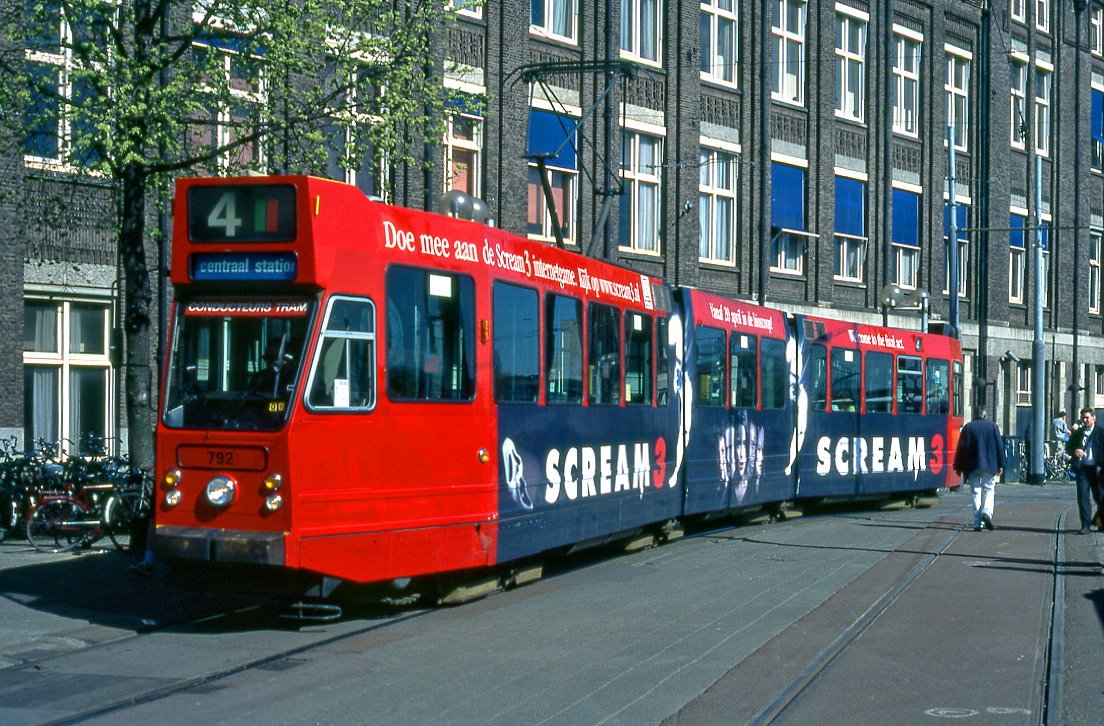 Amsterdam 792, Stations Plein, 07.04.2000.
