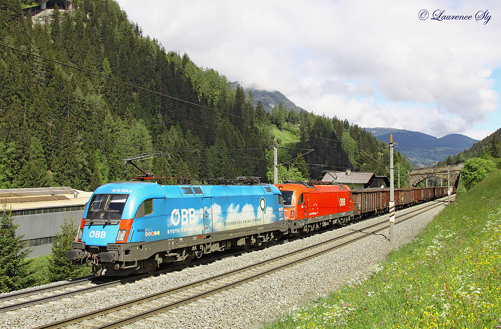 AN OBB freight train heads south past Wolf with a pair of class 1016 locomotives-1016 023 leading, 23 May 2013