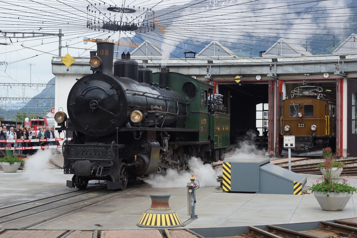 Anlässlich des Jubiläums  125 Jahre RhB  fand am 10.05.2014 ein grosses Volksfest mit Lokparade in Landquart statt. Auf dem Bild zu sehen ist die G 4/5 108, welche als erste Lok an dieser Parade präsentiert wurde.