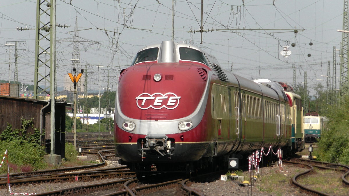 Anlässlich des Sommerfestes am 17. und 18. Juni 2017 im DB Museum Koblenz kam der TEE VT11.5 zu Besuch und konnte von den Besuchern besichtigt werden. Auch an der Lokparade nahm der Triebwagen teil.