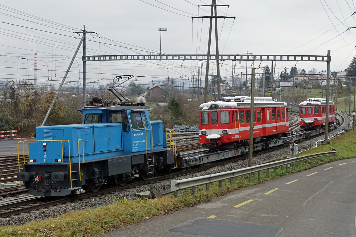 APPENZELLERBAHNEN/AB.
Die allerletzte Fahrt der BDe 4/4 46 und BDe 4/4 47 vom trüben 10. Dezember 2020 führte von Gossau nach Kaiseraugst zur Verschrottung.
Sämtliche Erinnerungsbilder der verschiedenen Ansichten sind bei Stein Säckingen entstanden.
Foto: Walter Ruetsch
