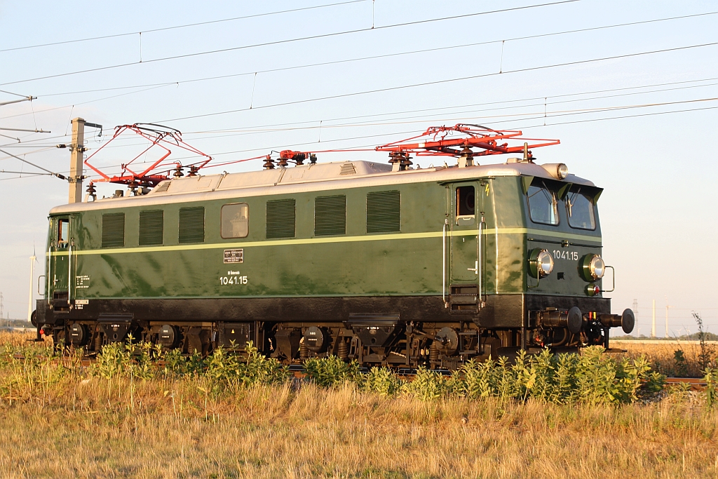 ARGE 1041.15 am 28.August 2015 als SLZ 96457 zwischen Seyring und Kapellerfeld.