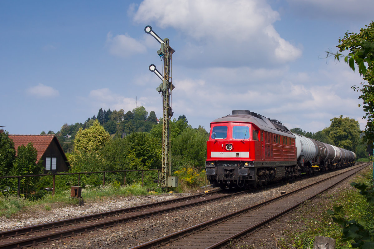 Arlbergumleiter - 232 528-0 am Einfahrsignal in Lindau Aeschach. 18.8.18