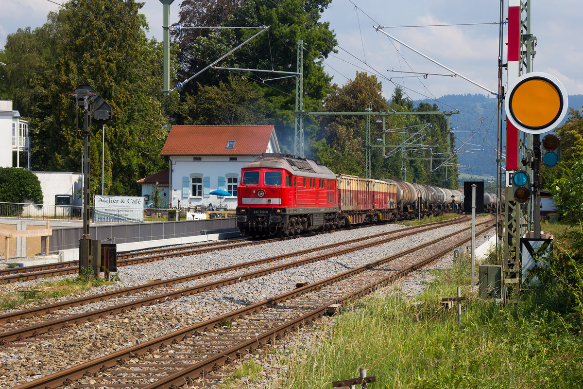 Arlbergumleiter - 232 528-0 bei der Ausfahrt aus Lindau Reutin über die neue Brücke auf dem Weg ins Allgäu. 18.8.18