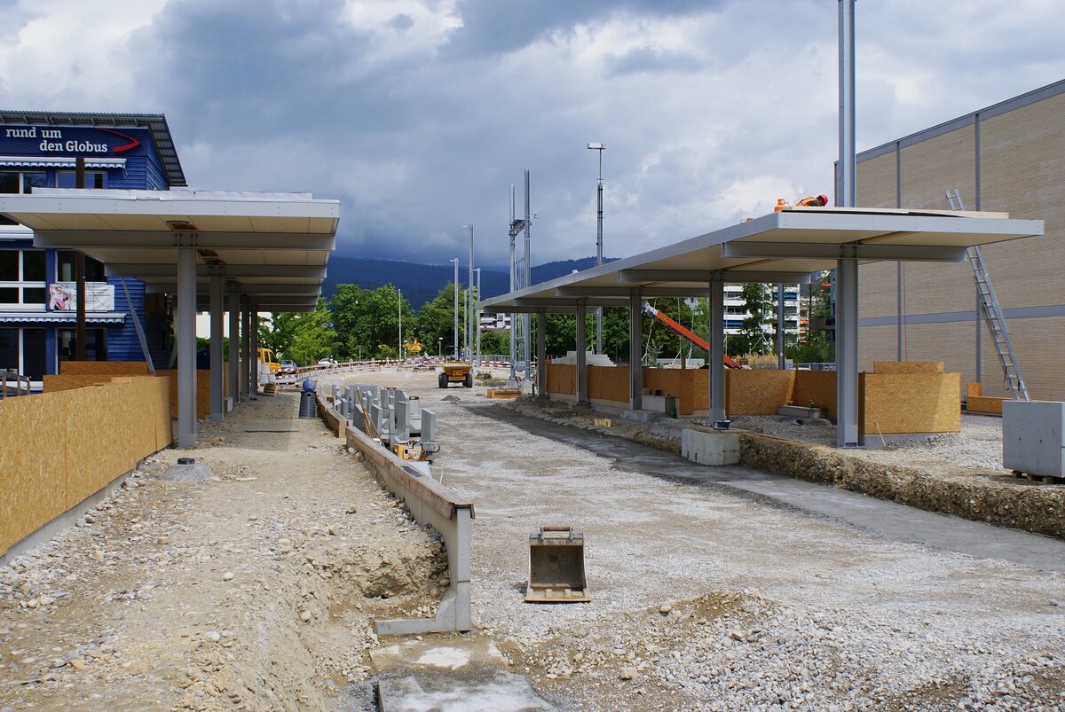 ASm BTI Aare Seeland mobil AG Biel-Täuffelen-Ins-Bahn: Neubau der Bahnstation, Nidau, 21. Juli 2023.