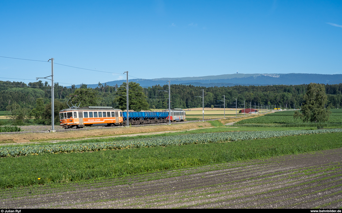 ASm-BTI Be 4/4 302 und 304 mit Kieszug am 9. Juli 2020 bei Lüscherz.