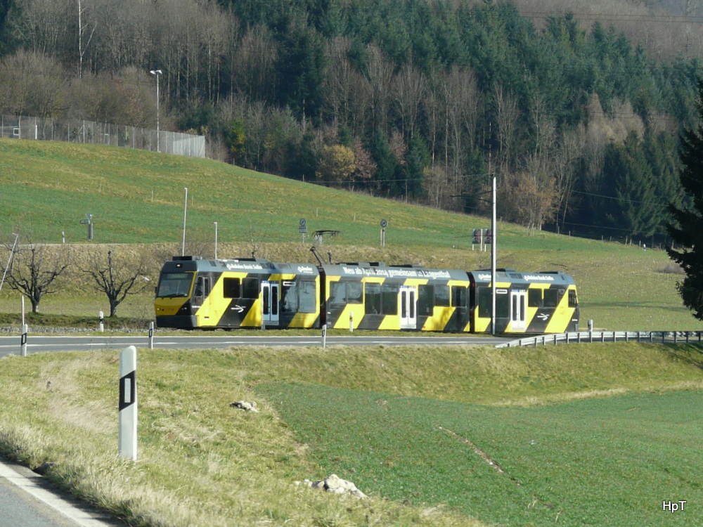 asm Oberaargau - Schnappschuss vom Be 4/8 114 unterwegs bei Attiswil am 22.02.2014