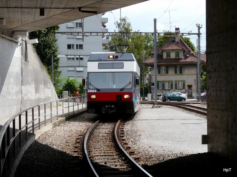 asm Seeland - Be 2/6  506 bei der einfahrt in den asm Bahnhof Biel am 25.08.2013