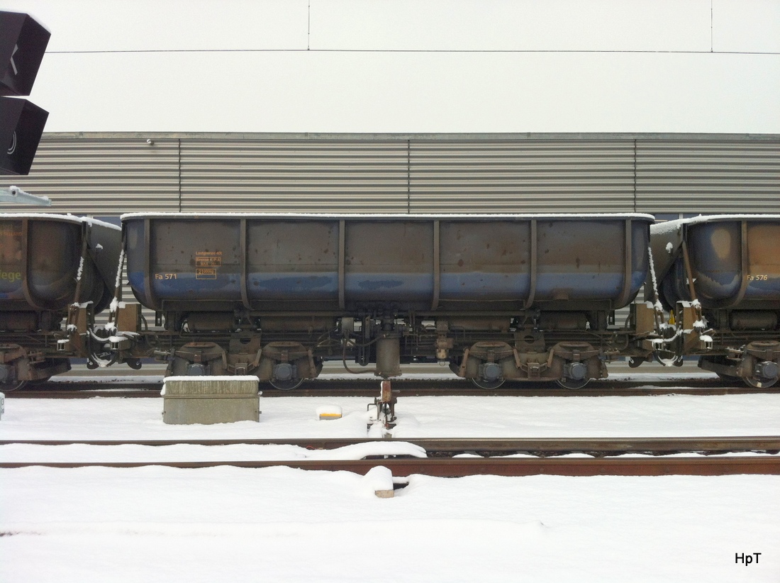 asm Seeland - Kieswagen Fa 571 in Siselen am 30.12.2014