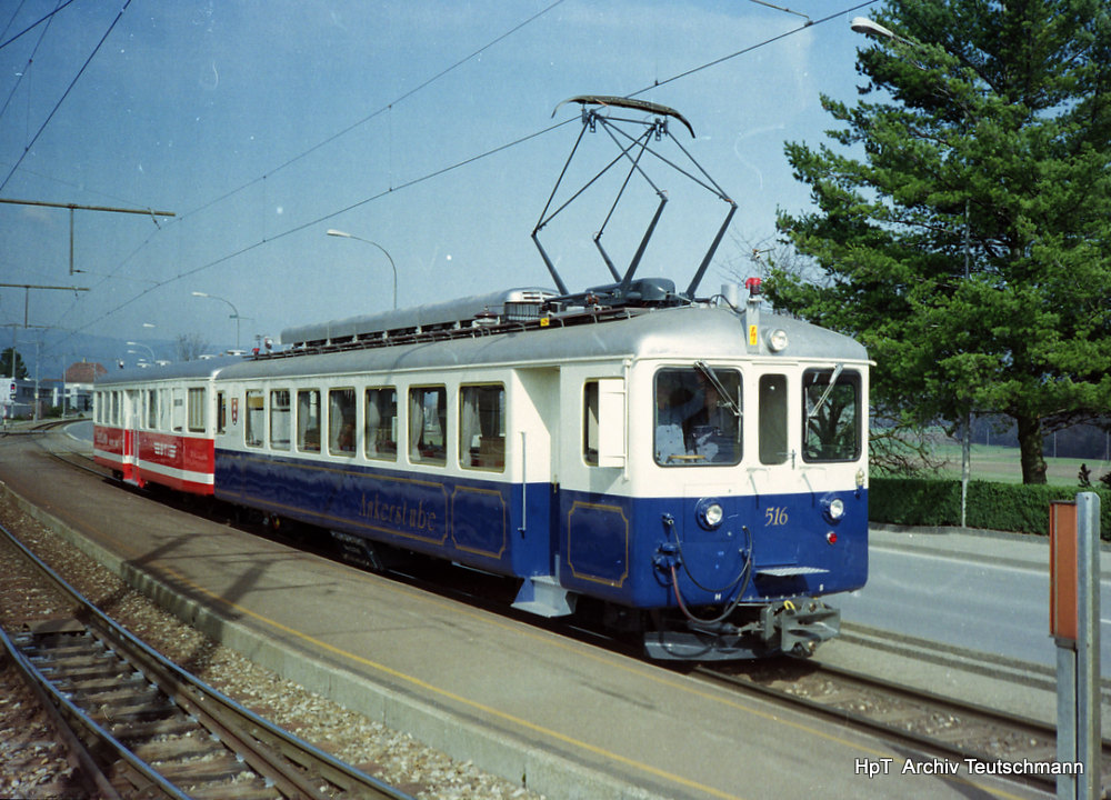asm Seeland - Salontriebwagen Bre 4/4 516 mit Buffetwagen Br 562 in Lattrigen am 03.03.1992
