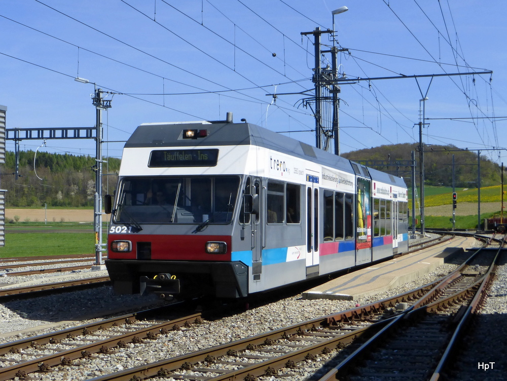 asm Seeland - Triebwagen Be 2/6 502 Bei der ausfahrt aus dem Bahnhof Siselen am 10.04.2014