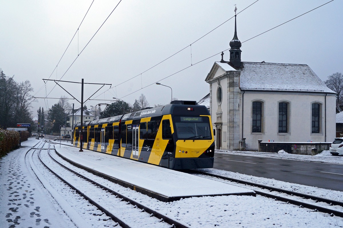 ASm: Seit dem 30. November 2013 steht der Be 4/8  STAR  mit einer Vollwerbung der Baloise Bank So Ba im Dienst. Die Aufnahme ist während dem ersten Einsatz bei der Haltestelle St. Katharinen entstanden.
Foto: Walter Ruetsch