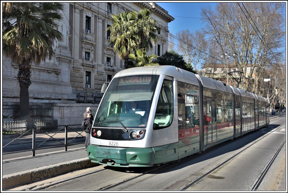 ATAC Cityway II 9226 im Viertel Trastevere in Rom. (22.02.2020)