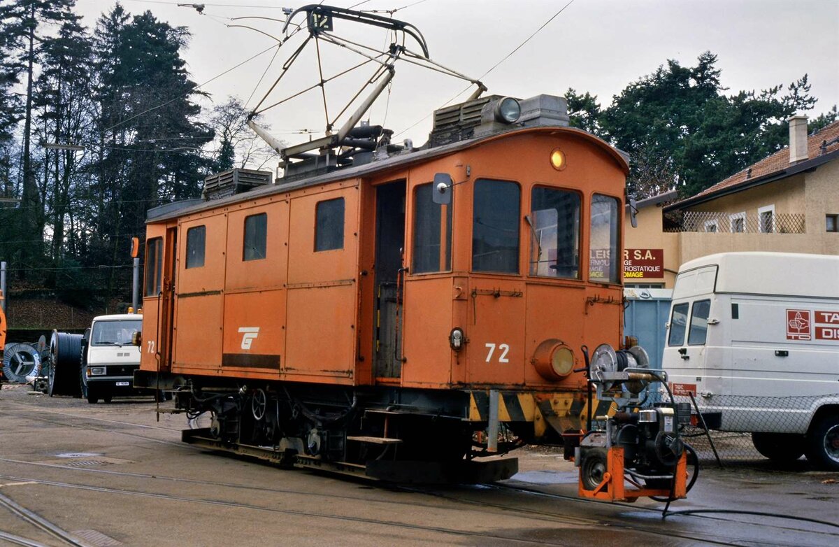 ATW 72 der Genfer Straßenbahn in Carouge, 20.02.1988 