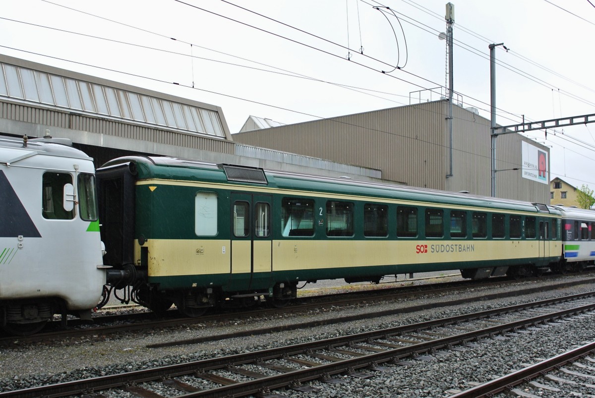 Auch der B EWI 50 48 20-35 355-6 ist fr den Abbruch bestimmt. Er trgt noch die alten BT (Bodensee-Toggenburg Bahn) Lackierung, Degersheim, 30.05.2014.