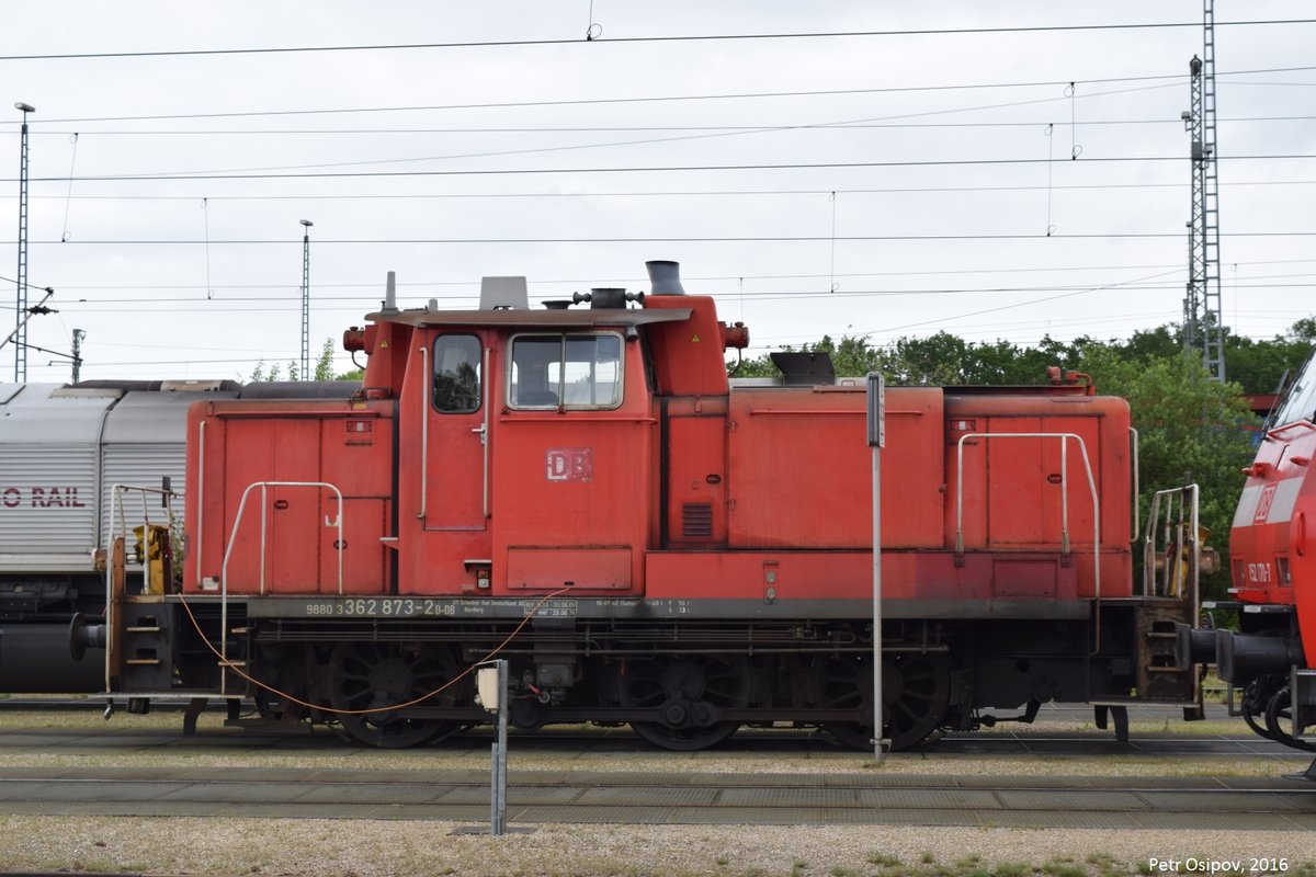 Auch die kleine 362 873-2 war in RBf München Nord am 12.06.2016 zu finden