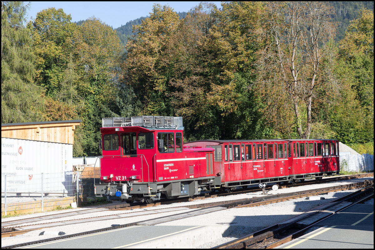 Auch die VZ31 wartet am 15. September 225 auf Ihren Einsatz in der Talstation der Schafbergbahn. 