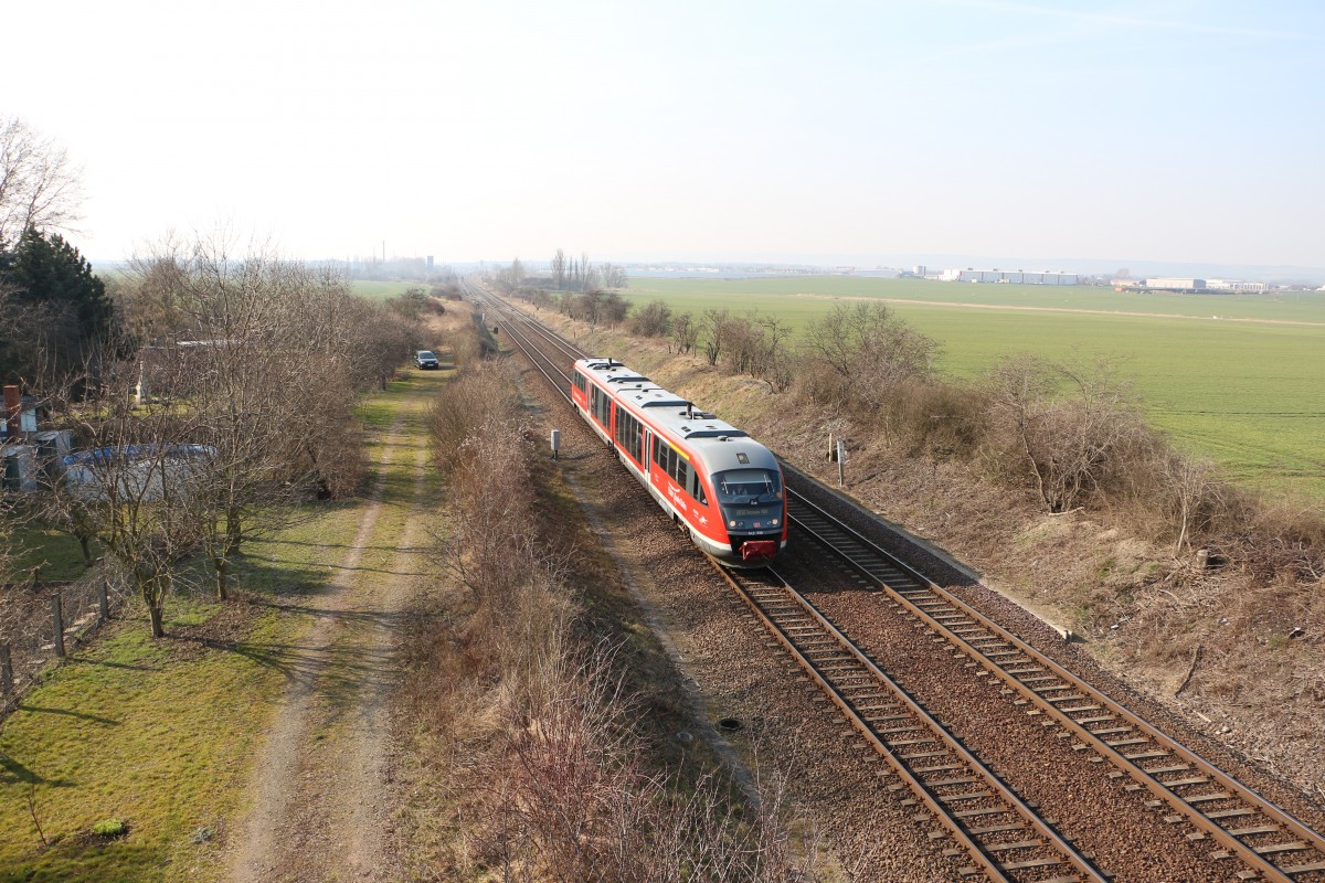 Auf dem Weg nach Dessau Desiro der Regio DB am 19.03.2015 kurz vor Wegeleben 