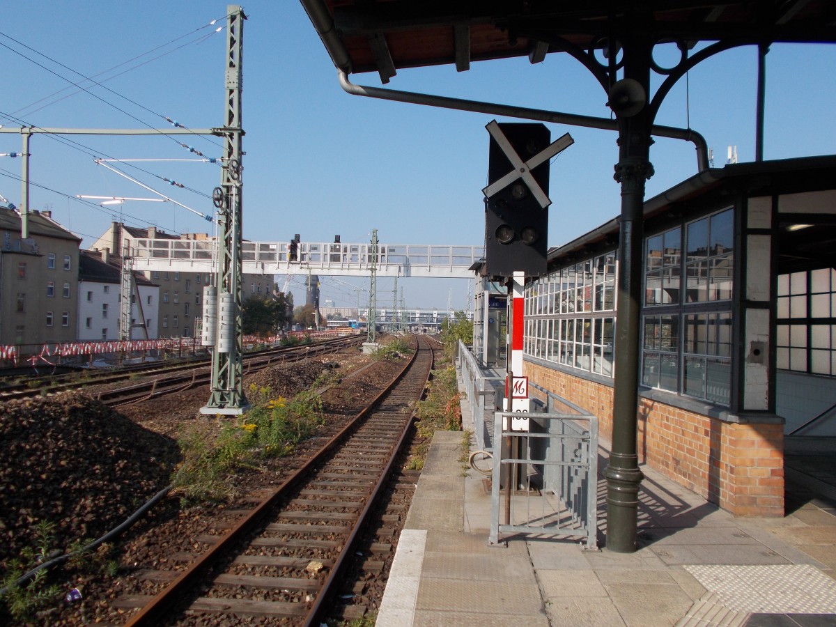 Auf Grund von Bauarbeiten war,am 05.Oktober 2014,ab der Station Berlin Rummelsburg die S-Bahnstrecke in Richtung Ostkreuz gesperrt.